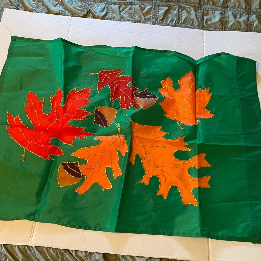 Large Fall Flag NWOT